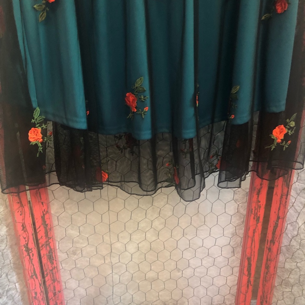 NWT - LuLaRoe Embroidered Skirt - Picture 2 of 8